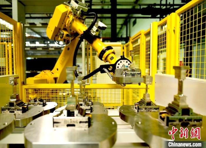 ���߻�е�˰����깤ҶƬ�������� ��